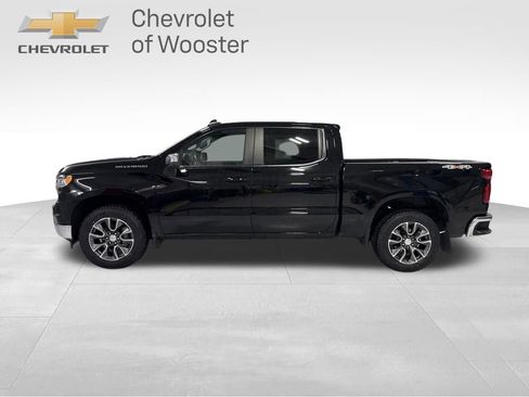 Used 2024 Chevrolet Silverado 1500 LT image 2