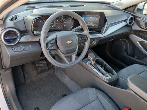 New 2026 Chevrolet Trax LS w/ LS Convenience Package image 9