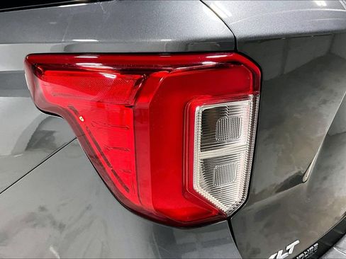 Used 2023 Ford Explorer XLT w/ Equipment Group 202A image 40
