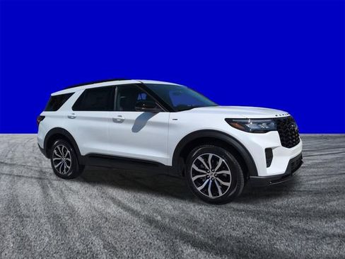 New 2026 Ford Explorer ST-Line RWD image 2