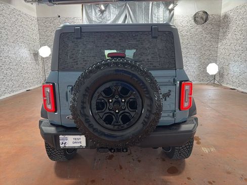 Used 2021 Ford Bronco First Edition AWD/4WD image 6