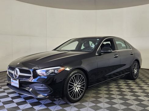 Used 2025 Mercedes-Benz C 300 4MATIC Sedan image 3