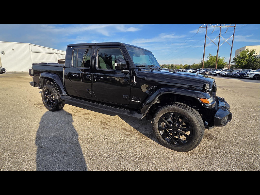 Used 2022 Jeep Gladiator Overland AWD/4WD image 4