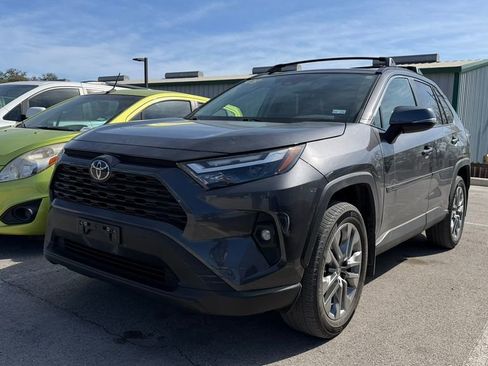 Used 2024 Toyota RAV4 XLE Premium image 15