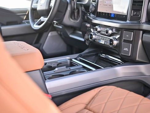 New 2026 Ford F250 Lariat w/ Black Appearance Package AWD/4WD image 29
