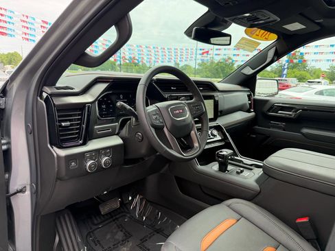 Used 2026 GMC Sierra 1500 AT4 w/ AT4 Premium Package AWD/4WD image 15