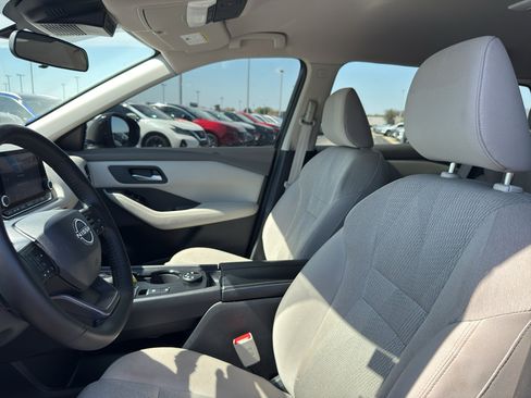Certified 2025 Nissan Rogue SV AWD/4WD image 26