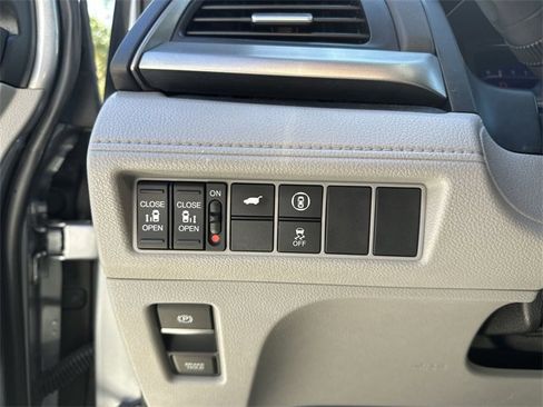 Used 2024 Honda Odyssey EX-L image 30