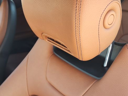 Used 2017 Mercedes-Benz C 300 4MATIC Cabriolet image 16