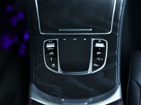 Used 2022 Mercedes-Benz GLC 43 AMG 4MATIC image 25