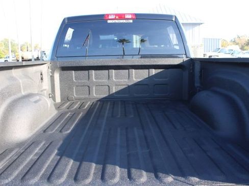 Used 2024 RAM 2500 Big Horn w/ Sport Appearance Package image 10