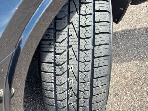 Used 2021 Chevrolet Traverse Premier w/ LPO, Floor Liner Package AWD/4WD image 10
