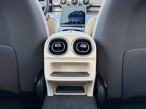 New 2026 Mercedes-Benz C 300 4MATIC Sedan image 13
