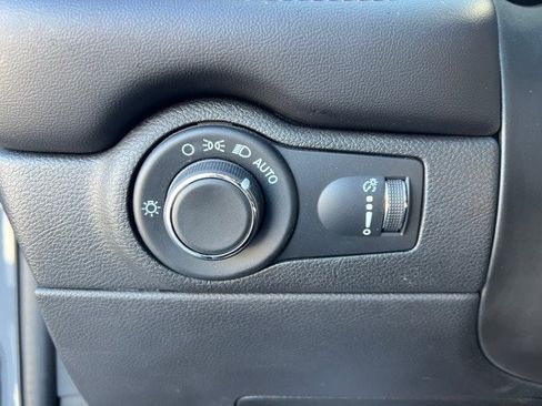 Certified 2023 Dodge Durango GT image 13