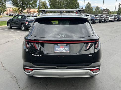 Certified 2025 Hyundai Tucson SEL AWD/4WD image 9