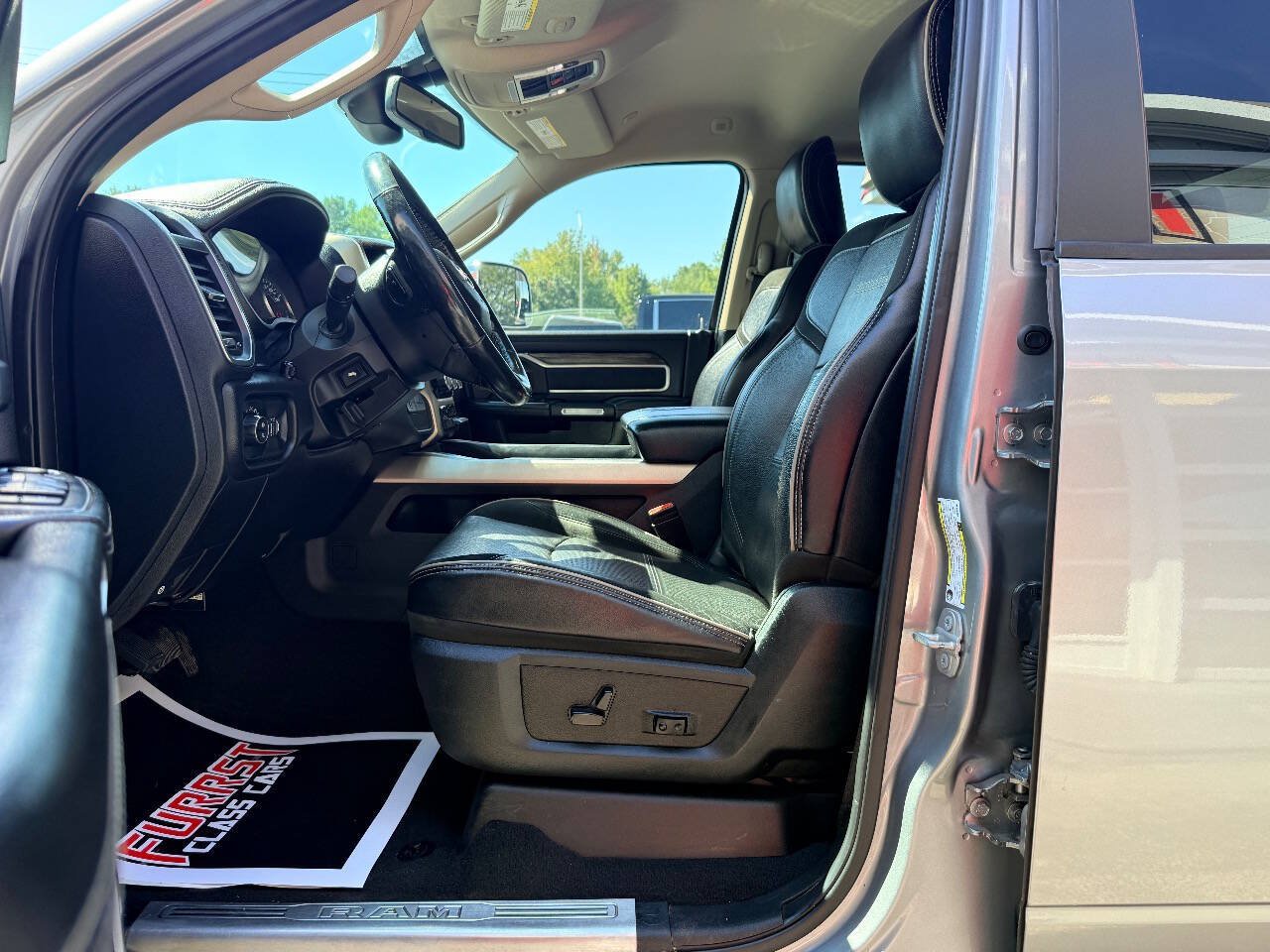 Used 2019 RAM 3500 Laramie AWD/4WD image 18