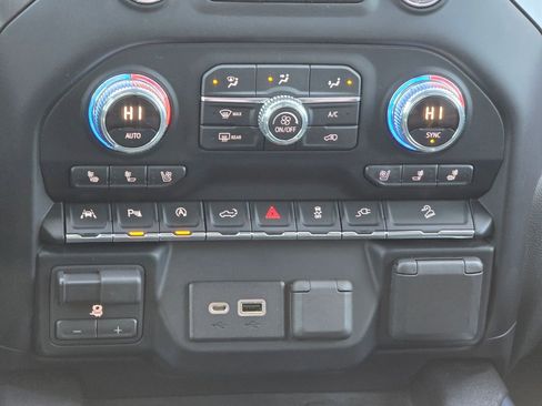 Used 2019 GMC Sierra 1500 AT4 w/ AT4 Premium Package image 39