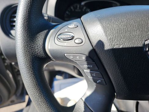 Used 2019 Nissan Pathfinder S image 21