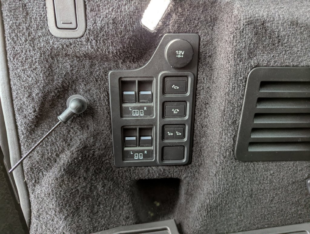 Used 2020 Land Rover Discovery HSE Luxury AWD/4WD image 54