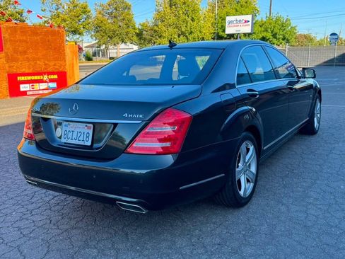 Used 2012 Mercedes-Benz S 550 4MATIC image 2