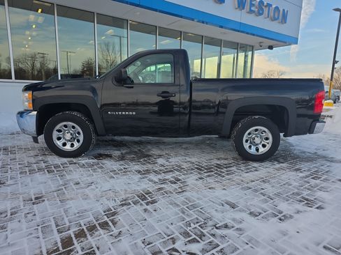 Used 2013 Chevrolet Silverado 1500 W/T w/ LS Package image 2