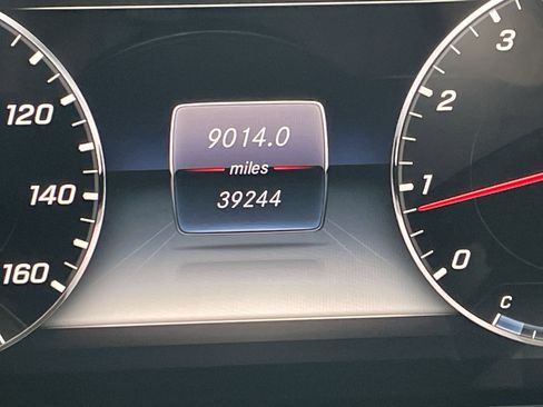 Used 2019 Mercedes-Benz E 300 image 26