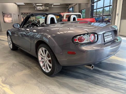 Used 2007 MAZDA MX-5 Miata Touring RWD image 26