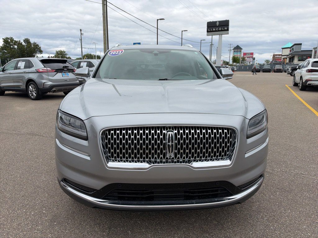 Used 2023 Lincoln Nautilus Reserve w/ Equipment Group 201A AWD/4WD image 8