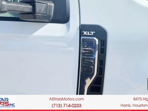 Used 2025 Ford F250 XLT AWD/4WD image 10