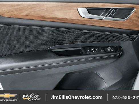 Used 2024 Volkswagen Atlas SE FWD image 6