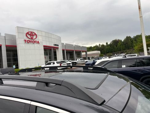 Used 2020 Subaru Ascent Touring w/ Popular Package #2A AWD/4WD image 3