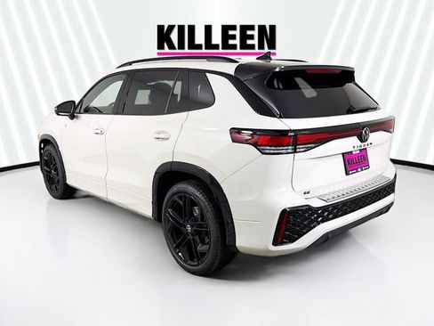 New 2026 Volkswagen Tiguan SE R-Line image 5