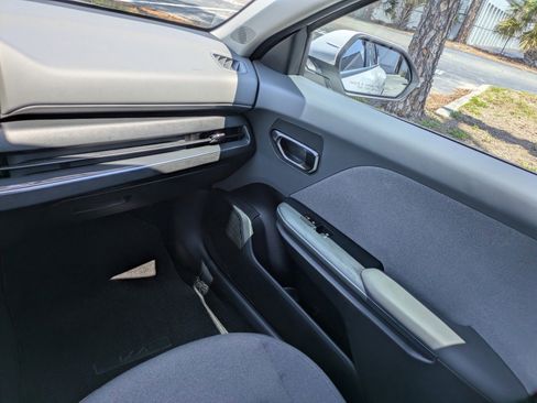 Certified 2025 Kia K4 EX FWD image 13