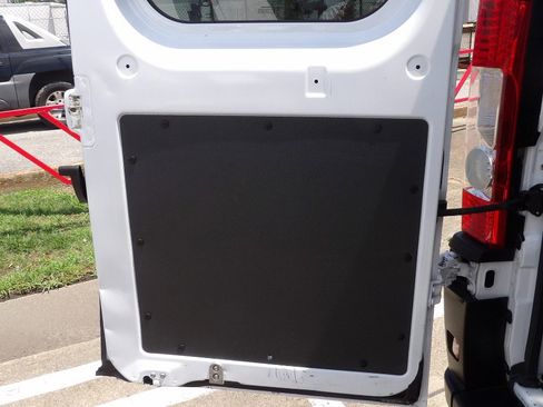 Used 2025 RAM ProMaster 2500 w/ U-Haul Equipment Group FWD image 29