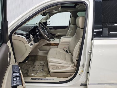 Used 2015 GMC Yukon XL Denali w/ Touring Package RWD image 11