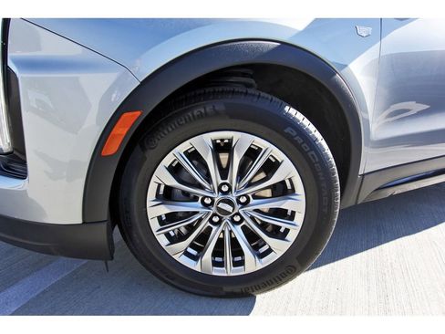 Certified 2024 Cadillac XT4 Premium Luxury image 32