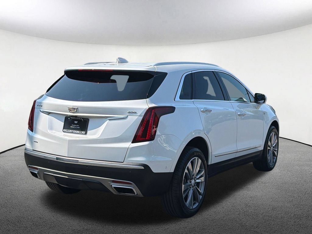 Certified 2025 Cadillac XT5 Premium Luxury w/ Technology Package AWD/4WD image 21