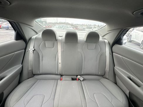 Used 2024 Hyundai Elantra SE image 22