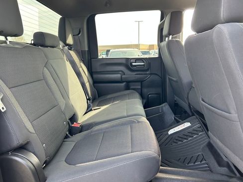 Used 2022 Chevrolet Silverado 2500 LT w/ Convenience Package image 24
