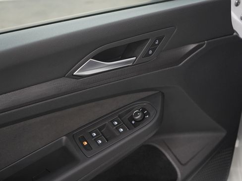 Used 2023 Volkswagen GTI SE image 21