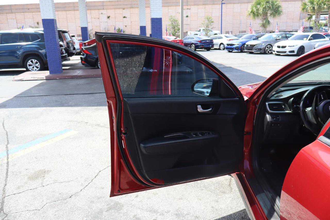 Used 2019 Kia Optima S w/ S Panoramic Sunroof Package FWD image 12