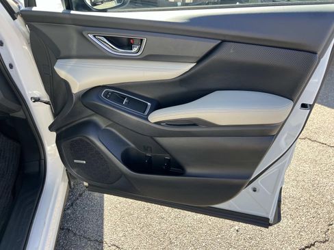 Used 2019 Subaru Ascent Limited w/ Popular Package #3 image 14