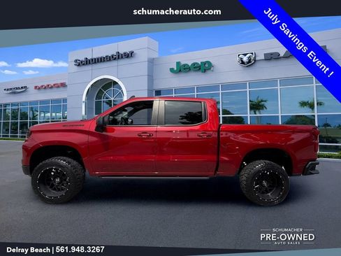 Used 2024 Chevrolet Silverado 1500 LT RWD image 4