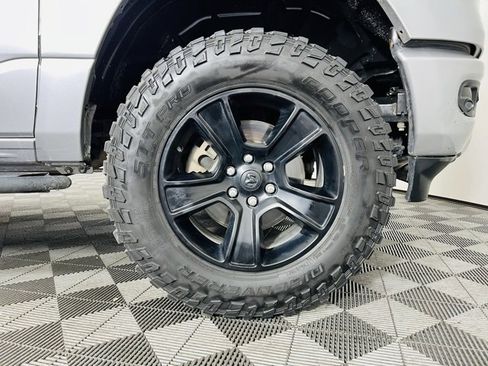 Used 2020 RAM 1500 Big Horn image 6