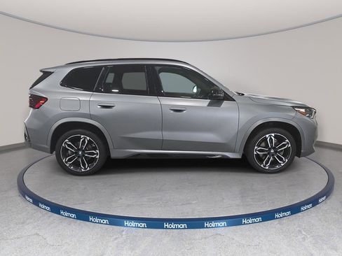 Used 2023 BMW X1 xDrive28i w/ M Sport Package AWD/4WD image 5