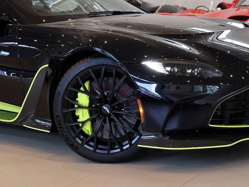 Used 2023 Aston Martin V12 Vantage RWD image 7