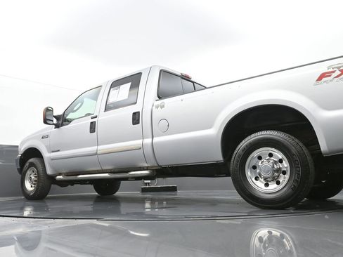 Used 2004 Ford F250 Harley-Davidson image 43