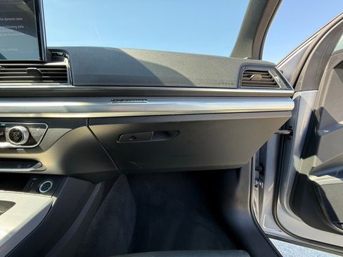 Used 2025 Audi Q5 2.0T Premium image 31