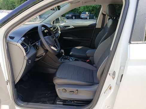 New 2026 Volkswagen Taos SE AWD/4WD image 9