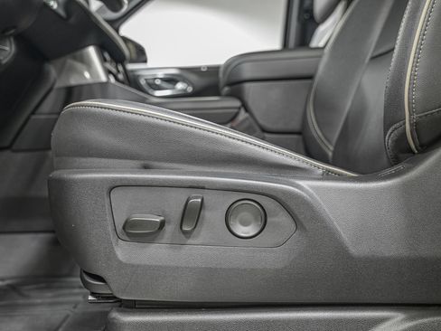 Used 2024 Chevrolet Tahoe Premier image 14